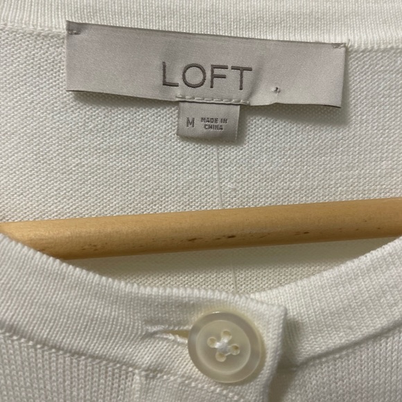 NWT Loft Button Up Women’s Cardigan Cream Ivory Colour Size Medium Capsule Piece - Picture 4 of 9